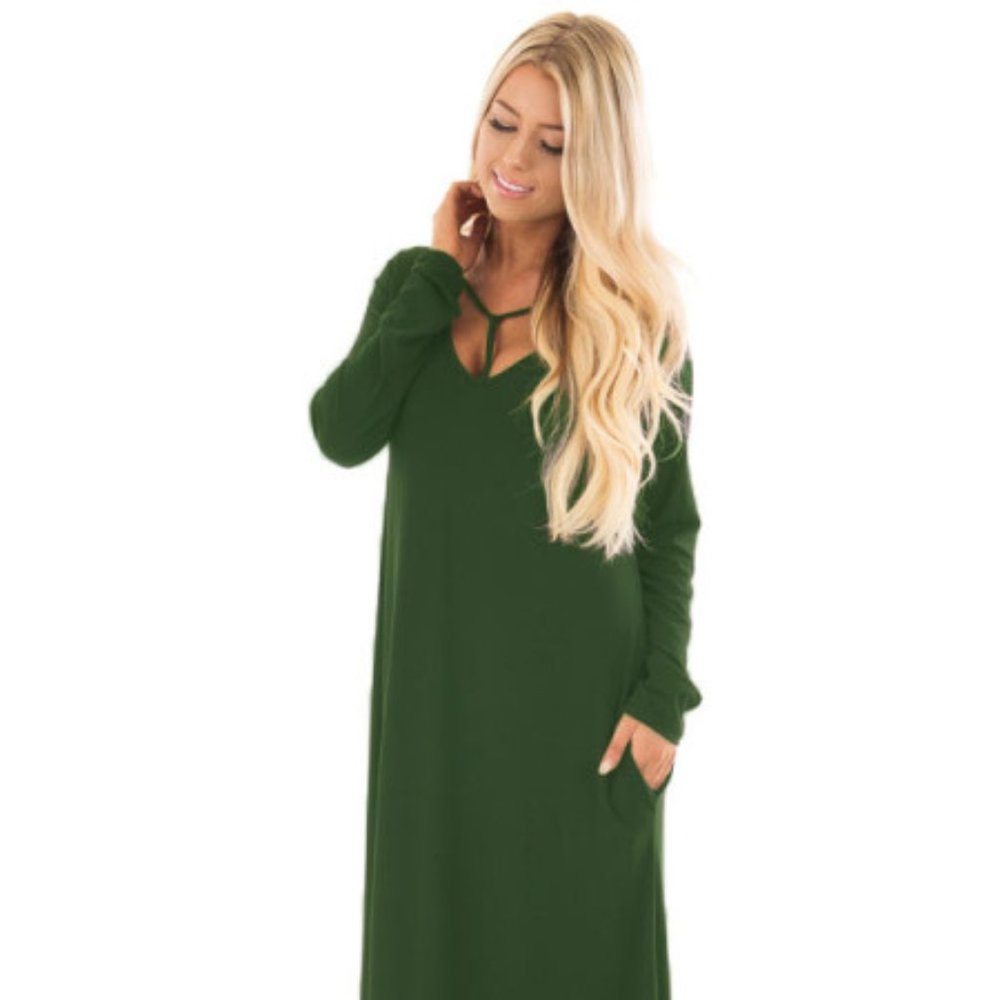 D655 Green Y Strap Neckline Relaxed Long Dress
